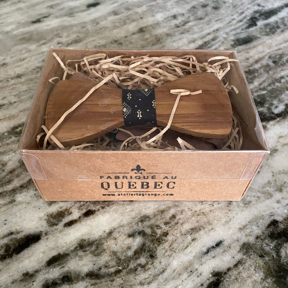 Wooden bow tie - Picture 2 of 3